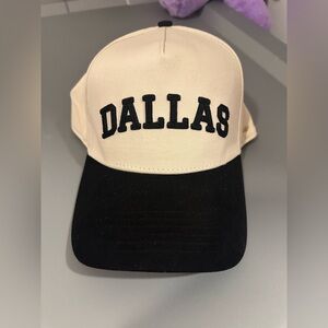 Dallas Black and Cream Cap